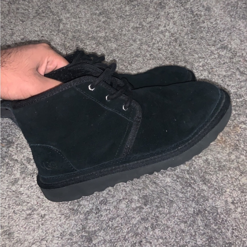 UGGS
